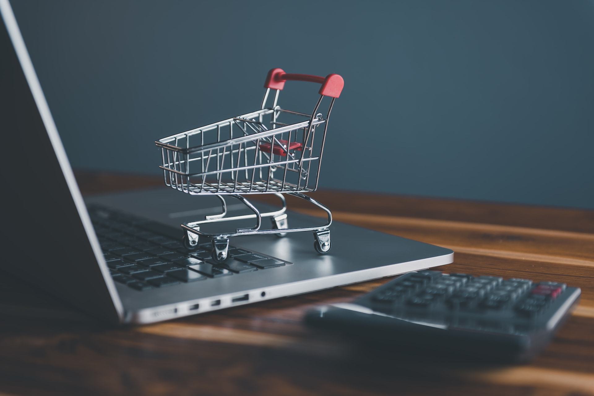 eCommerce with innovative shopping cart technology